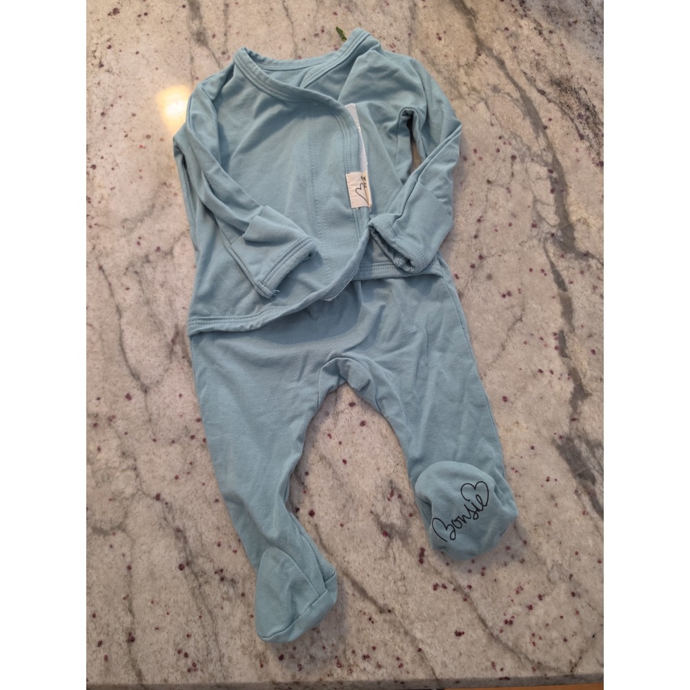 Bonsie
Footed Romper - Ripple newborn NWOT skin to skin babywear